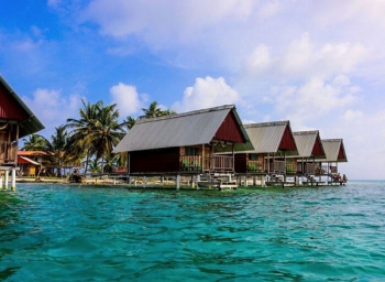 Private cabins in Waili Island